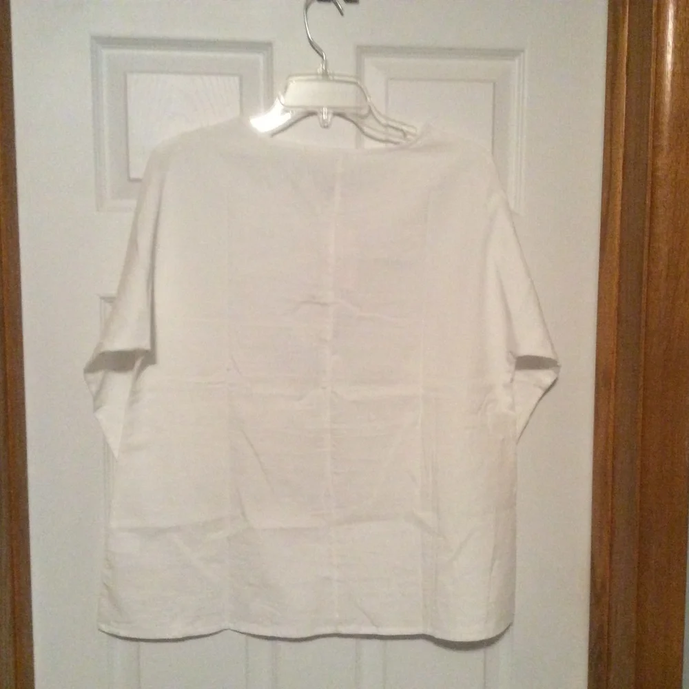 Top - Picture 3 of 5